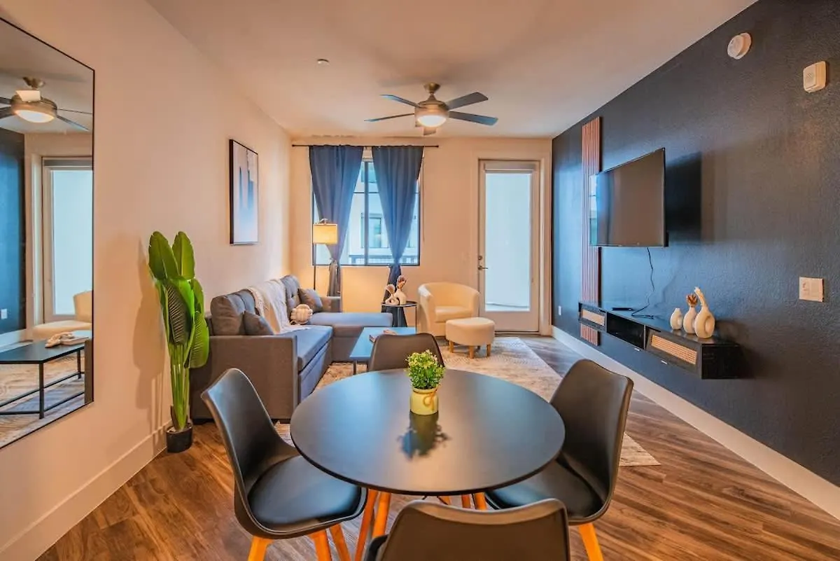 スコッツデールChic 1Br Kierland Commons, Tpc Golf, Pool, Gym, W-Dアパートメント 0*, スコッツデール 米国
